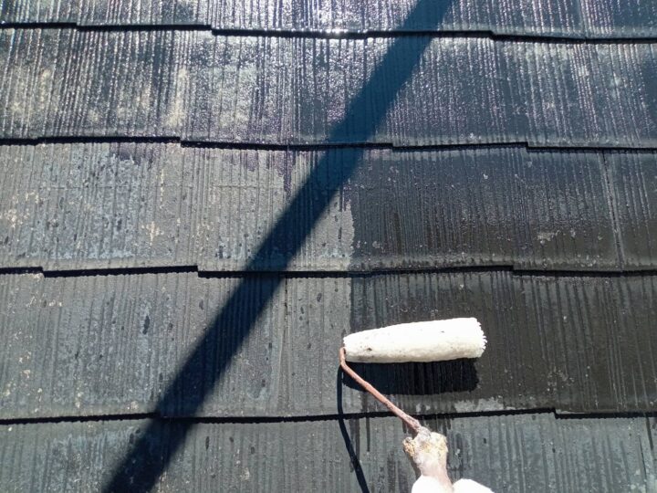 屋根塗装　下塗り1回目