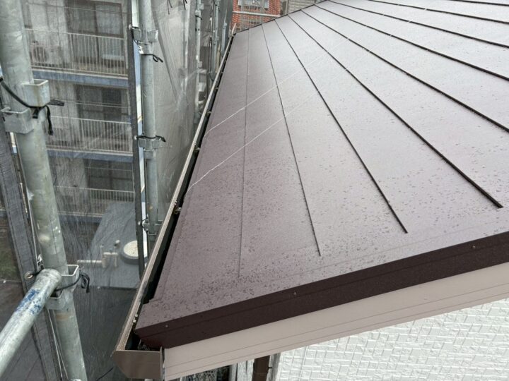 屋根カバー工法