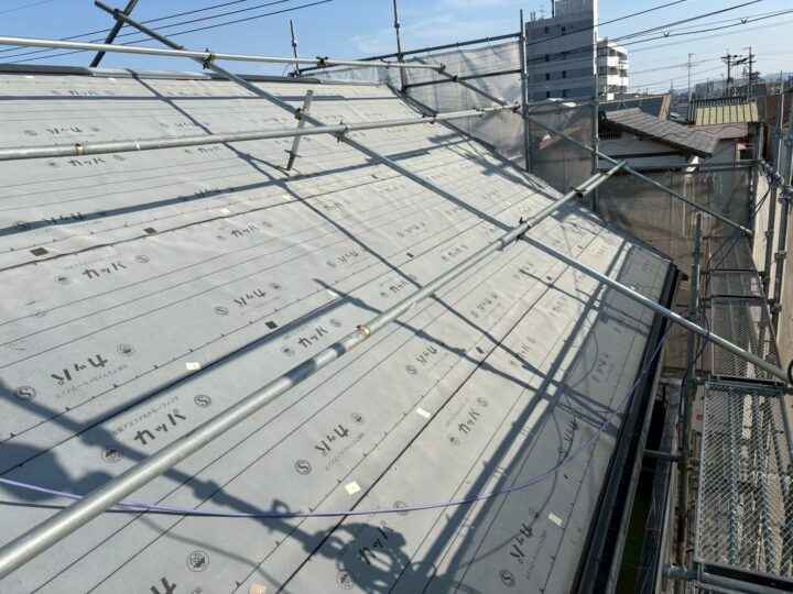 屋根カバー工法